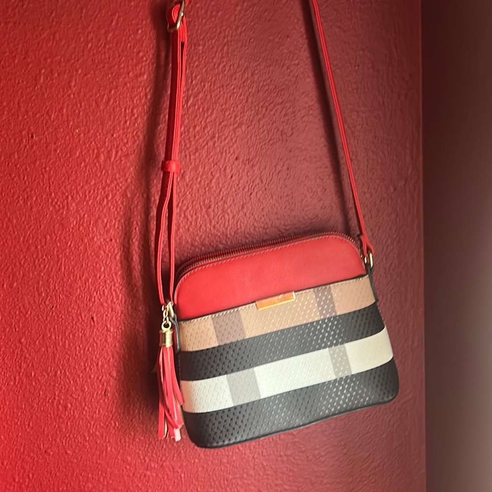 Bag red and black